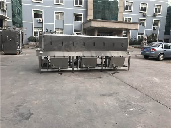 雞蛋筐塑料筐清洗機價格 設備清洗殺菌風干一次完成 雞蛋筐塑料筐清洗機價格 設備清洗殺菌風干一次完成