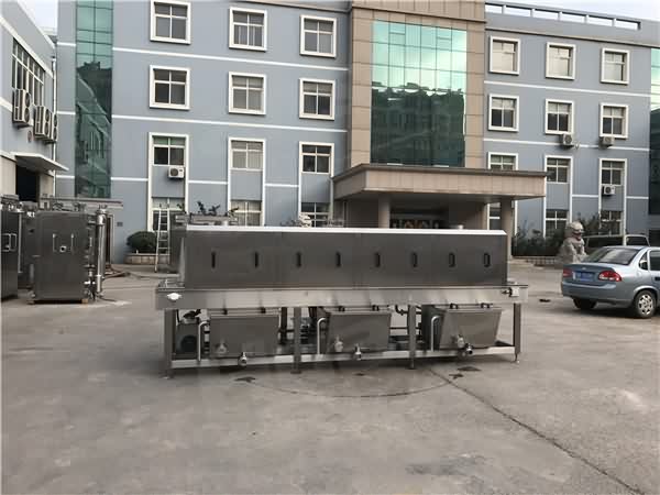 供應(yīng)塑料筐清洗機(jī) 環(huán)速食品機(jī)械 供應(yīng)塑料筐清洗機(jī) 環(huán)速食品機(jī)械